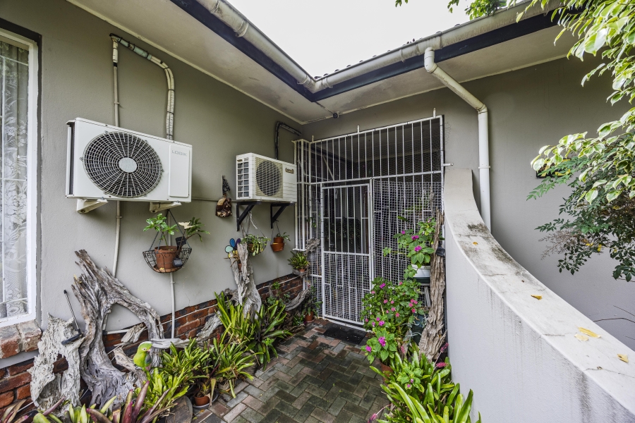 4 Bedroom Property for Sale in Headlands Eastern Cape